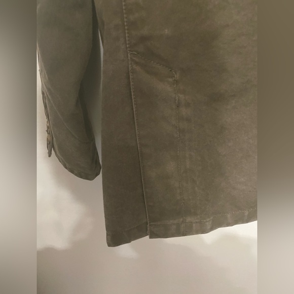 JL Powell Jacket - Picture 8 of 13